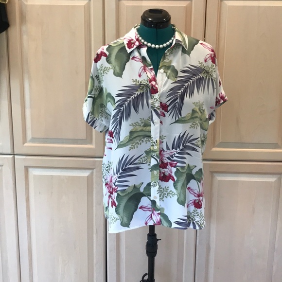 Tommy Bahama Tops - TOMMY BAHAMA SILK BLOUSE